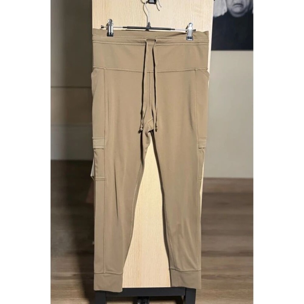 Athleta Salutation Cargo Leggings Khaki Brown Size L High Rise Utility Tights